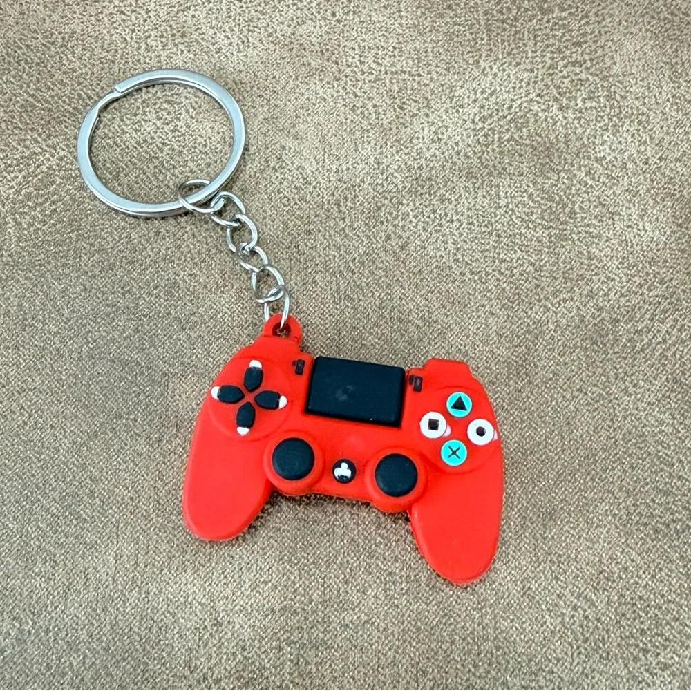 Red Game Controller Keychain – Gamer Controller Charm Key Ring – New